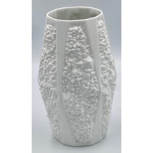 1960's AK Kaiser Bisque Porcelain Vase Germany Op Art Crystal Relief Model 273